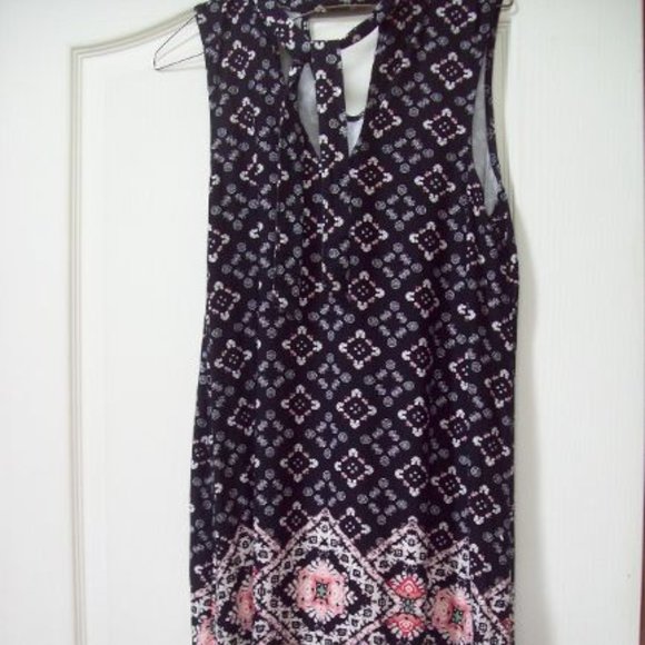 PRETTY SUMMER DRESS - Picture 2 of 5